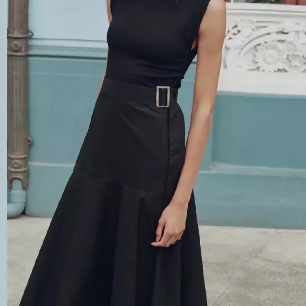 Zara NWT Stylish Black Sleeveless Dress with Buckle